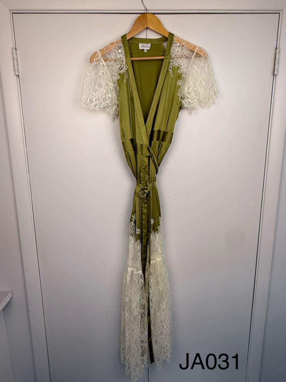 Marjolaine Nymphe Silk Lace Long Robe FR 36